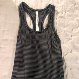 NEW Lululemon Tank Size 2